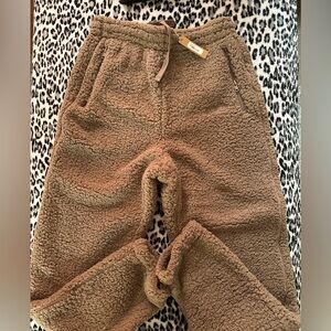 SKIMS - TAN - TEDDY SWEATS - NEW